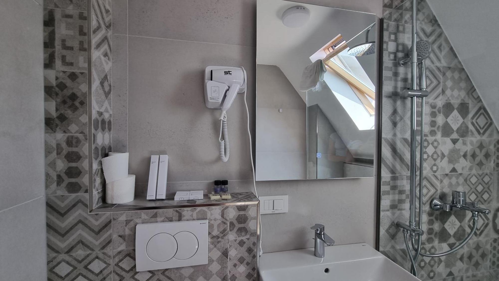 Hotel Luciano Struga Ngoại thất bức ảnh